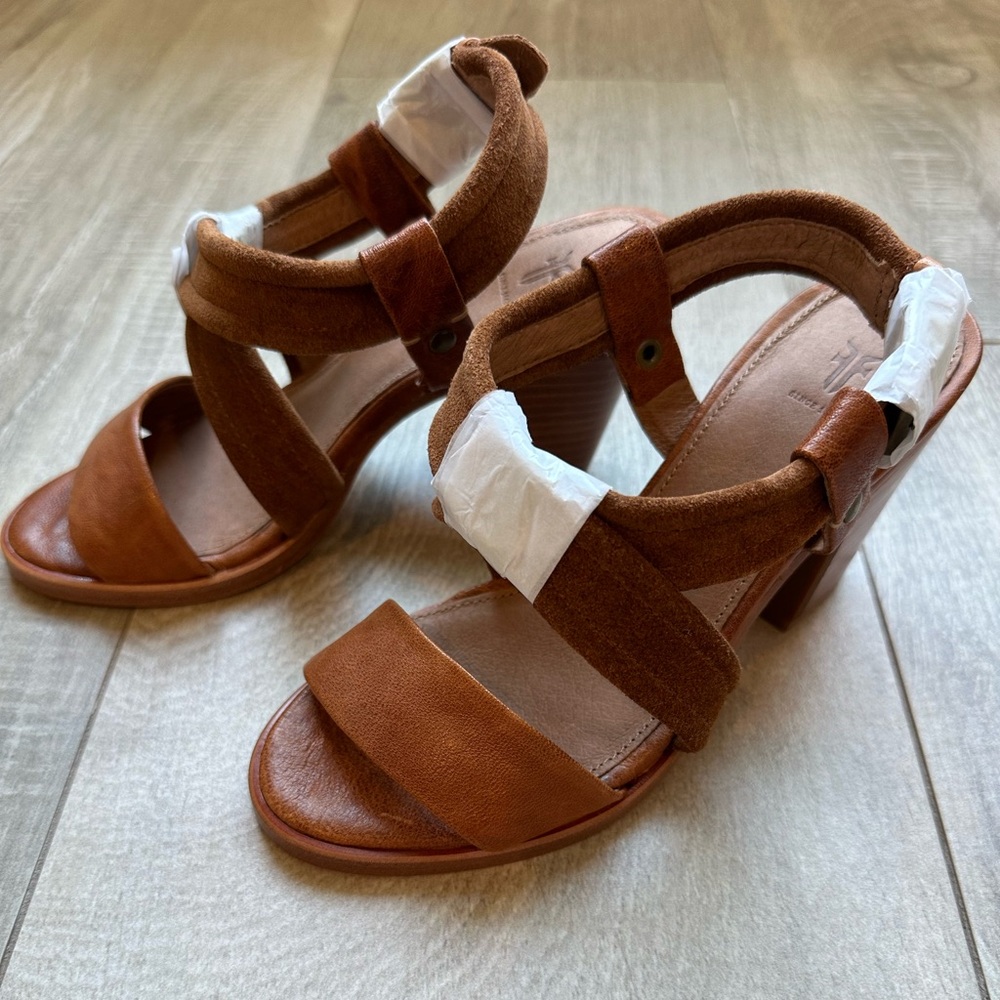 NEW Never Used Frye Dani Criss Cross Leather Heels